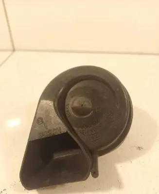 Audi A6 S6 C6 4F Horn signal