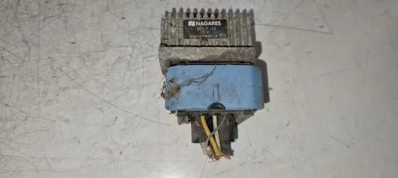 Nissan X-Trail T31 Glow plug pre-heat relay 9640469680