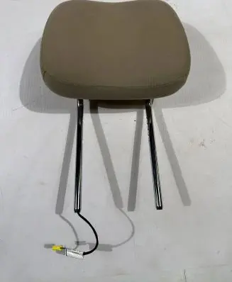 Dodge Durango Front seat headrest 