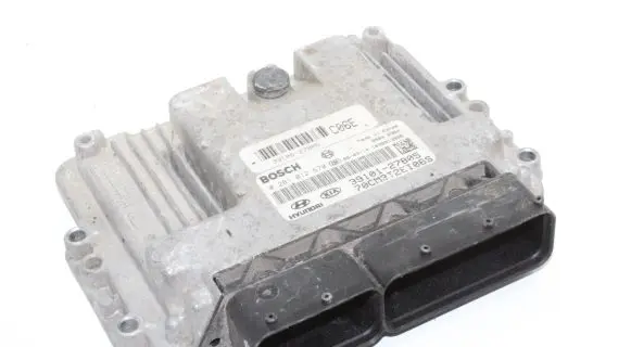 Hyundai Santa Fe Engine control unit/module 3910127805 0281012670