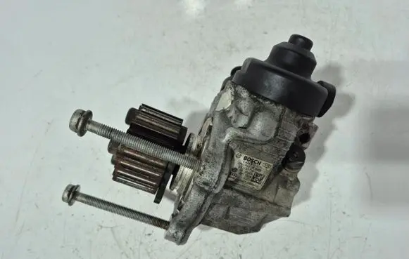 Audi A4 S4 B8 8K Fuel injection high pressure pump 03L130755