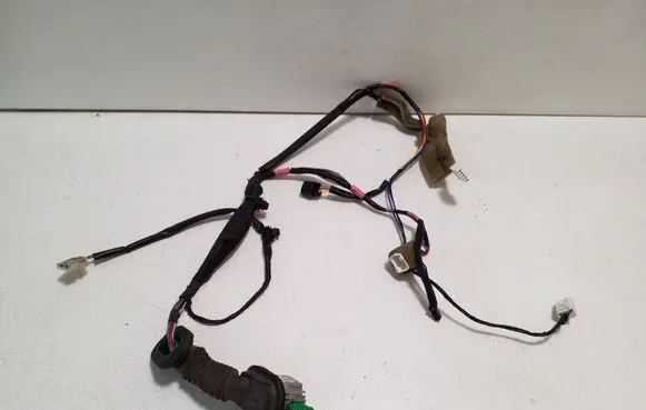 Suzuki Grand Vitara II Front door wiring loom 3675765JC1