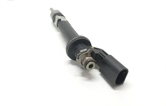 Volkswagen Phaeton Fuel injector 03H906 02586 IWD145