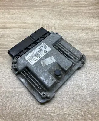 Volkswagen Golf V Engine control unit/module ECU 03G906021PM 0281014061
