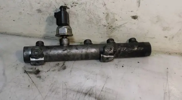 Audi A6 S6 C6 4F Fuel main line pipe 