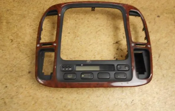 Toyota Land Cruiser (J100) Panel trim 