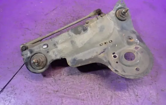Ford Fusion Front wiper linkage and motor 2S6T-17B571-AC