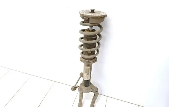 Volvo V60 Front shock absorber/damper 31658473