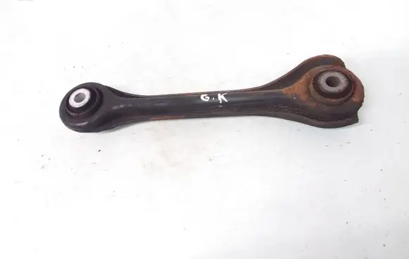 Rear control arm