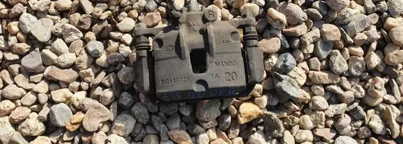 Hyundai i10 Front brake caliper