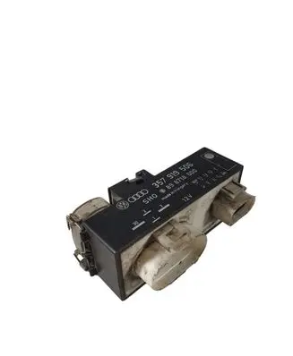Volkswagen Golf IV Coolant fan relay 357919506 898718000