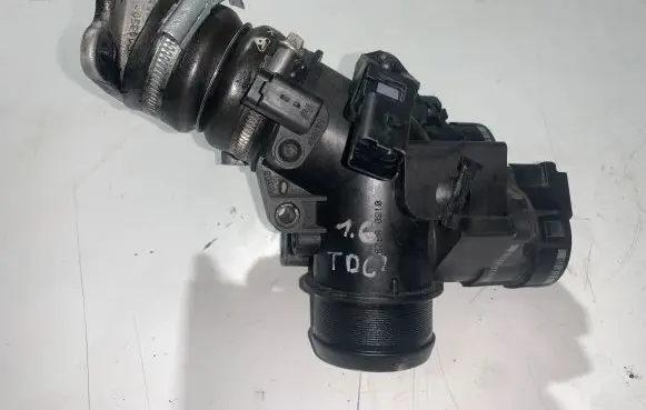 Mazda 3 I Throttle valve 9655971880 25352157 PA6T6GF60