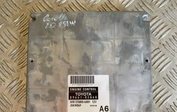 Toyota Corolla E120 E130 Engine control unit/module 8966102A60 1758006881 MB1758006881