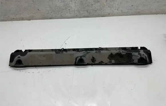 Audi Q7 4L Radiator support slam panel bracket 7L8825195A