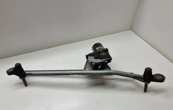 BMW X5 E53 Front wiper linkage and motor 7046571