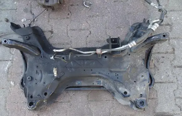 Peugeot 3008 I Front axle beam 552525252