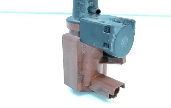 Ford Mondeo MK IV Turbo solenoid valve 6G9Q9E882CA 70177100 08T093