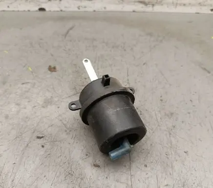 Mazda Tribute Vacuum valve 19712