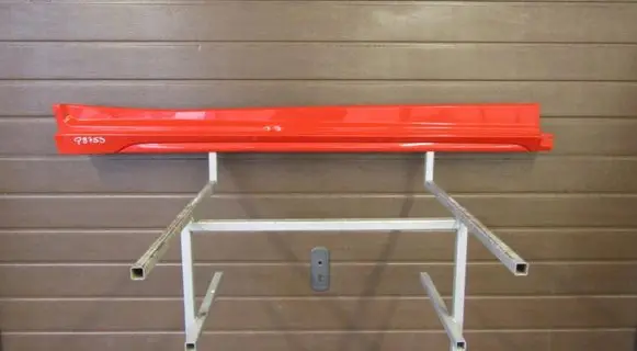 Front sill (body part)