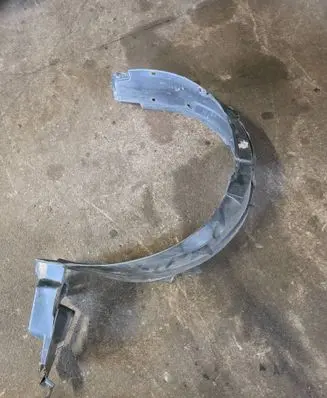 Toyota Corolla Verso AR10 Front wheel arch liner splash guards 5834