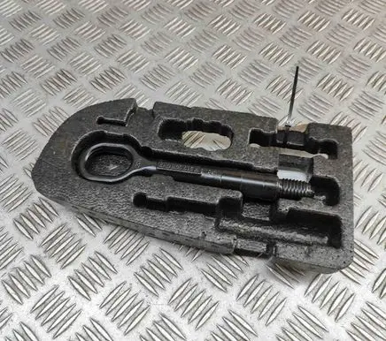Audi Q4 Sportback e-tron Towing hook eye 4H0805615A 10A012115C