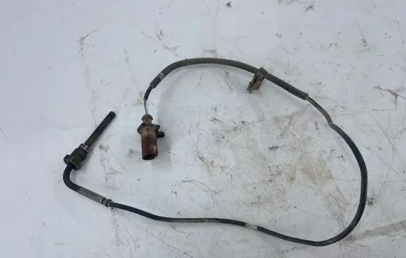 Volkswagen Crafter Exhaust gas temperature sensor 03L906088DM