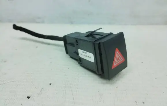 Volkswagen Polo Hazard light switch 6Q0953235A