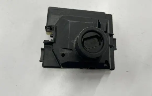 Mercedes-Benz C W205 Ignition lock A2059006713 33324302