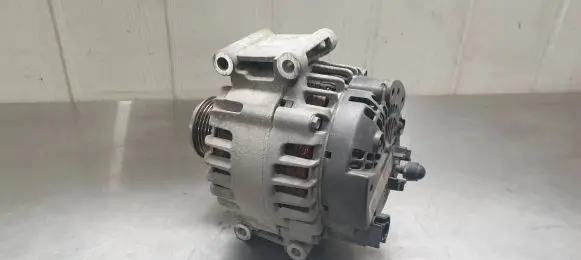 Skoda Octavia Mk3 (5E) Generator/alternator 06J903023H 2611730D