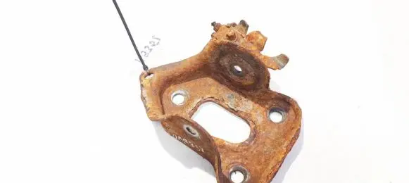 Opel Corsa D Bracket in trunk/boot 