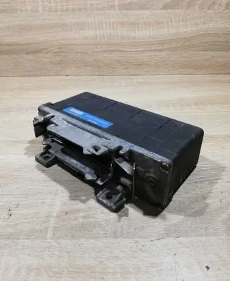 Mercedes-Benz E W124 ABS control unit/module 0265101018 64810368
