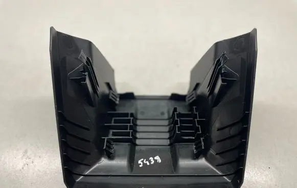 Audi Q7 4M Front driver seat rail trim 4M0883689