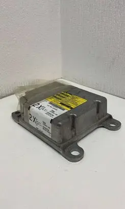 Toyota Avensis T250 Airbag control unit/module 8917005220 215955102