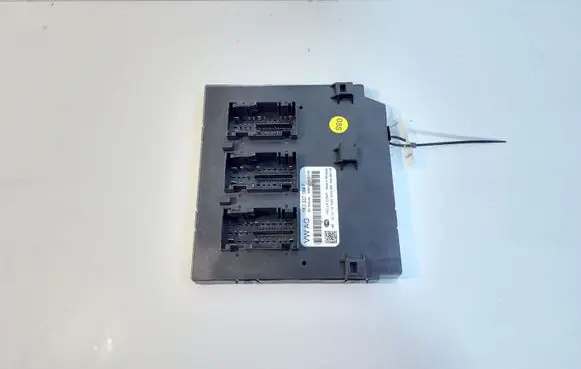 Volkswagen Golf VI Comfort/convenience module 1K0937084F
