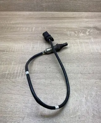 Volkswagen PASSAT B8 Lambda probe sensor 04L906262A