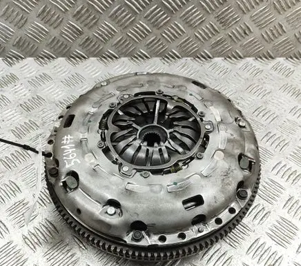 Volkswagen Golf VII Clutch set kit 324035510 124060710