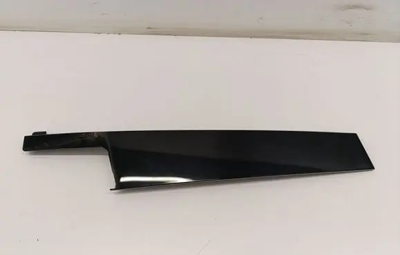 Audi Q4 Sportback e-tron Front door glass trim molding 89A837901