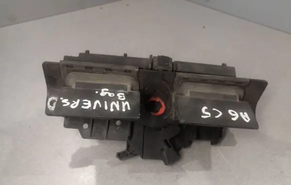 Audi A6 S6 C5 4B Tailgate/trunk/boot exterior handle 4B0827565H 8D9827565H