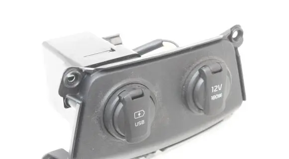 KIA Sportage USB socket connector 96125C5010