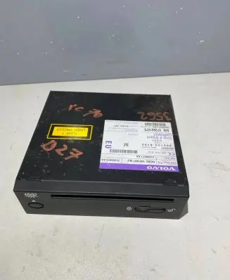 Volvo XC70 Navigation unit CD/DVD player 31266071AA 4621008190 6G9210E887BJ