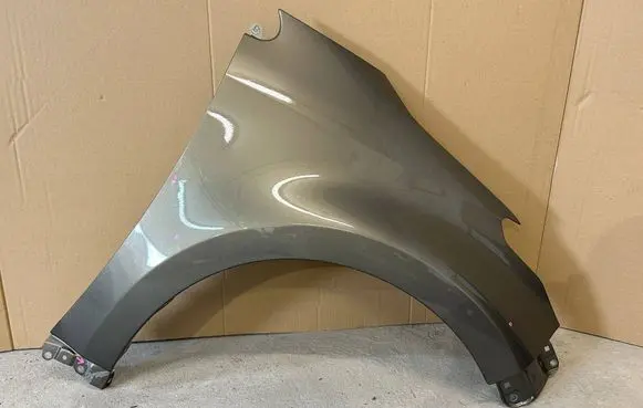 Toyota Yaris XP210 Fender