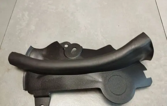 BMW 7 G11 G12 Engine compartment rubber 7347396