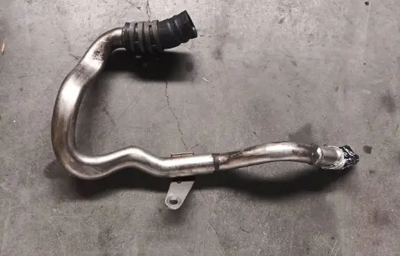 Mercedes-Benz GL X166 Engine coolant pipe/hose A1663270044