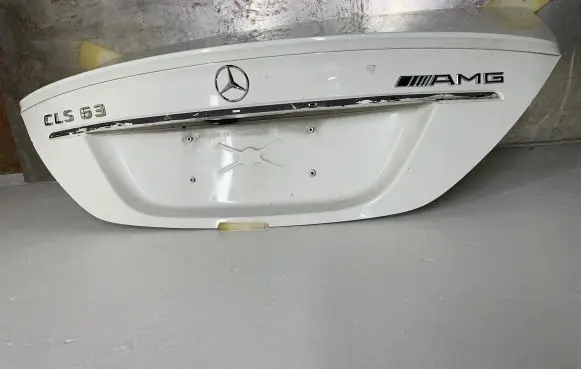 Mercedes-Benz CLS AMG C219 Tailgate/trunk/boot lid A2197500075 A2197900088