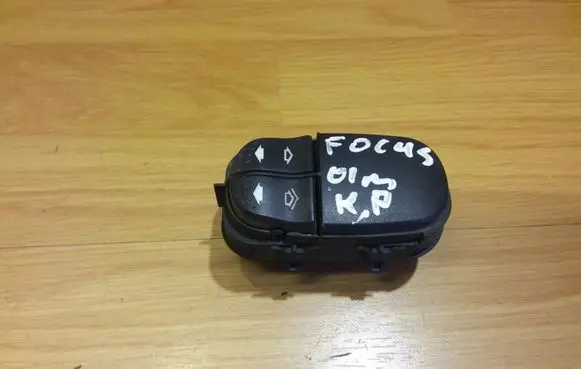 Ford Focus Electric window control switch YS4T14529AA 539810