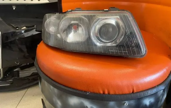 Audi A3 S3 8L Headlight/headlamp 084411160P 1EL008306041 8L0941004AF