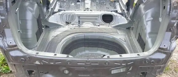 Rear quarter panel