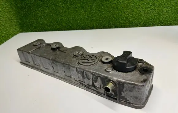 Volkswagen II LT Rocker cam cover 94070796001406