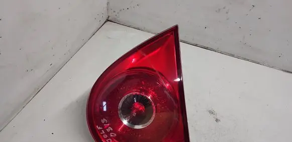 Volkswagen Golf V Tailgate rear/tail lights 1K6945094F