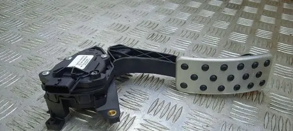 Smart ForTwo III C453 Accelerator throttle pedal A4532900800